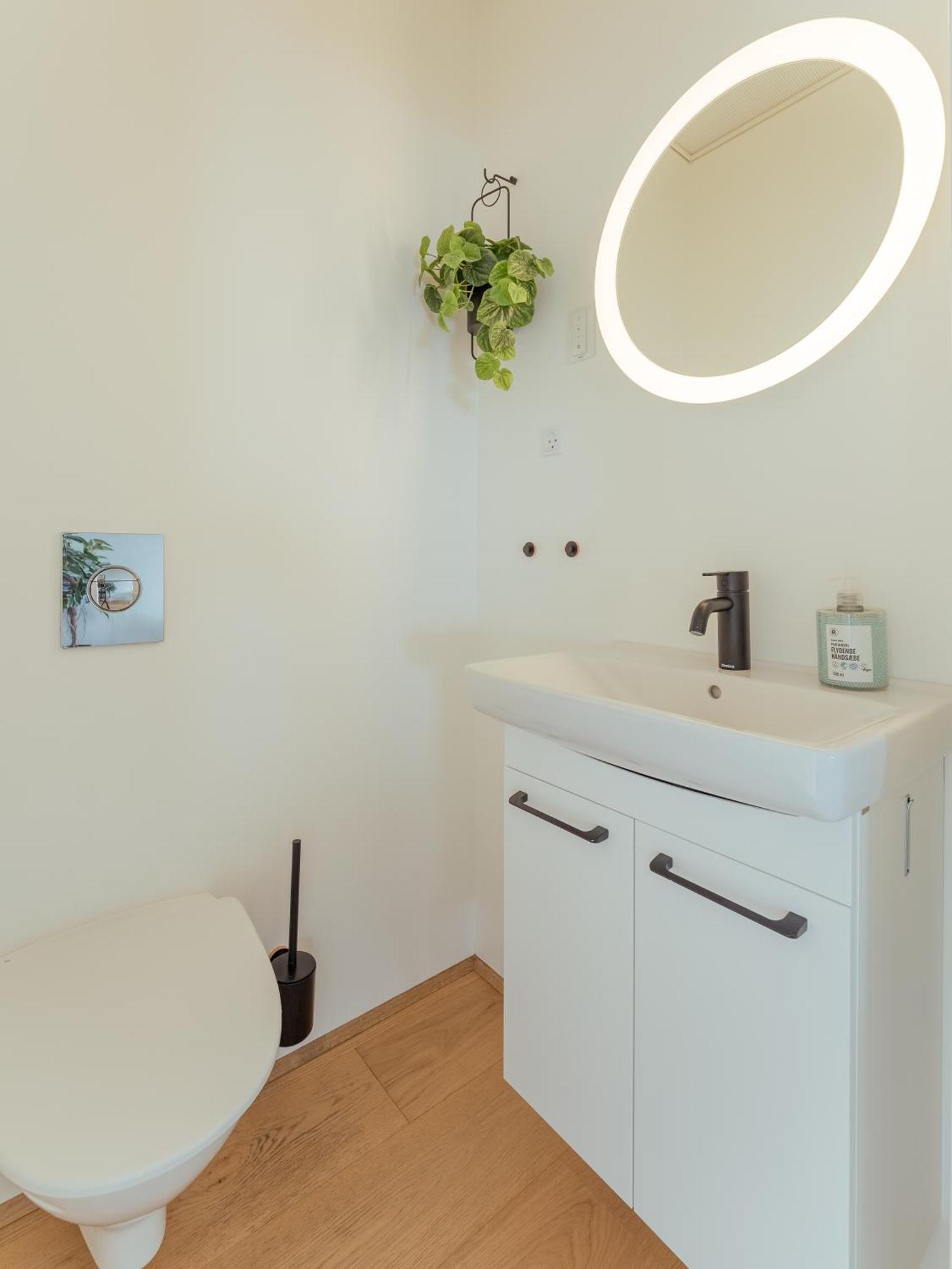 New Three Bedroom Townhouses With Sea View Tórshavn Extérieur photo